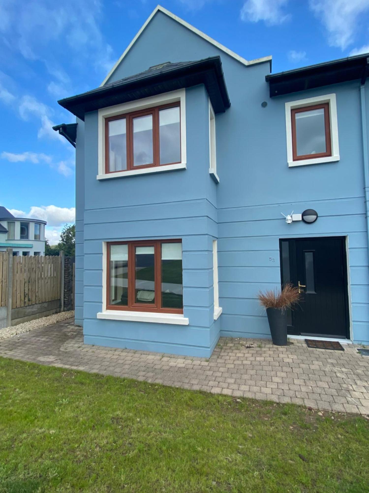 Wonderful Coastal Home In Dingle Town Esterno foto